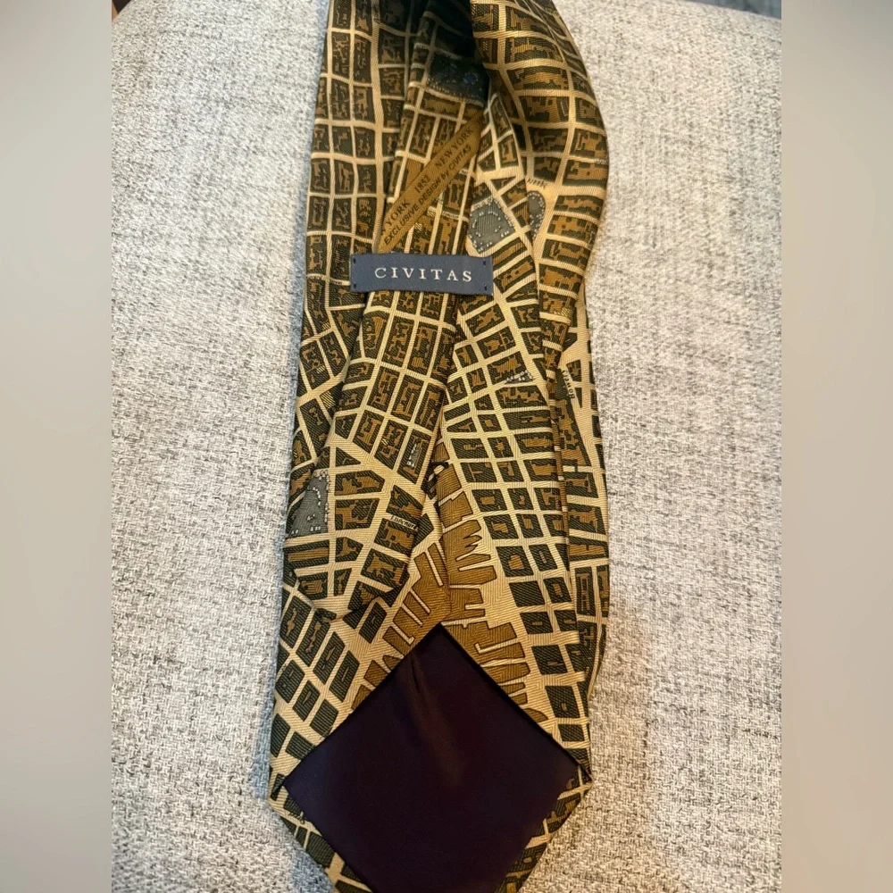 CIVITAS‎ New York City Map Tie, Silk Neck Tie, 1852 NYC Streets Urban Design
